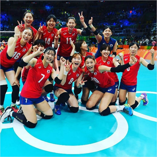 한국여자배구대표팀의주장김연경은40년만의올림픽메달도전이무산된뒤자신의SNS에앞으로도여자배구에대한많은관심과성원을부탁하는글을나겼다.(사진=김연경공식인스타그램갈무리)