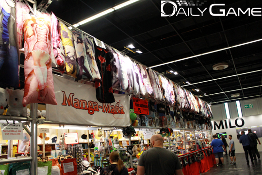 오덕들을 위한 각종 캐릭터 베개도 완비!