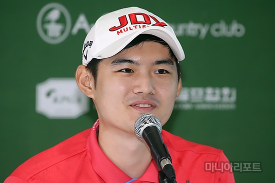 박준섭이인터뷰에응하고있다.양산=박태성기자
