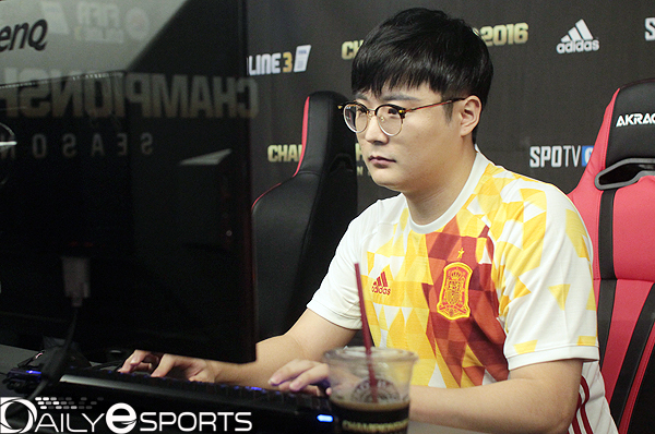 김강과 무승부를 기록한 디펜딩 챔피언 김승섭.