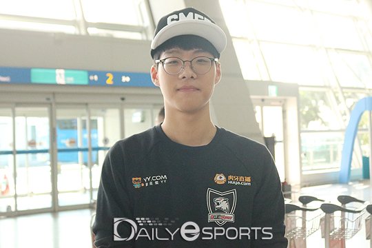 락스 '스멥' 송경호 "기대에 부응하는 경기력 나왔으면 좋겠다"