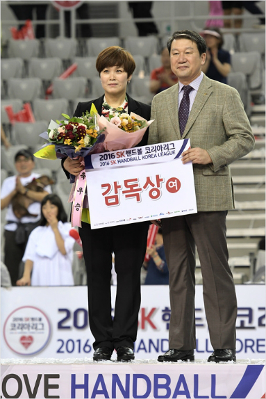 서울시청을우승으로이끈임오경감독.(사진=대한핸드볼협회제공)