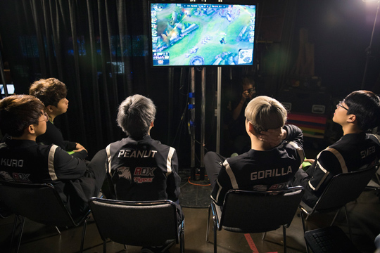 'LCK 챔피언' 락스와 'M5의 후예' ANX! 롤드컵 2주차 현장스케치(2)