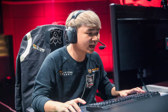 'LCK 챔피언' 락스와 'M5의 후예' ANX! 롤드컵 2주차 현장스케치(2)