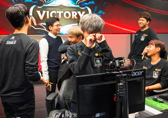 'LCK 챔피언' 락스와 'M5의 후예' ANX! 롤드컵 2주차 현장스케치(2)