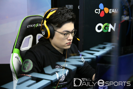 콘박스 탑식스, 마이티 스톰 완파하며 첫 승 신고…노영진 데뷔전 '합격점'