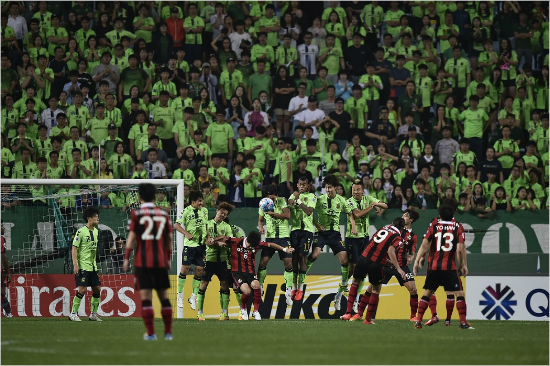 전북과서울의ACL1차전장면.(사진=한국프로축구연맹제공)