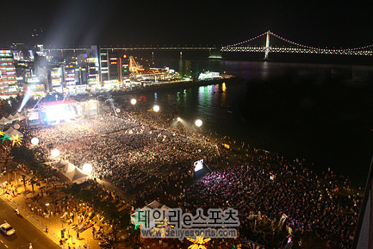 광안리 결승전 전경.