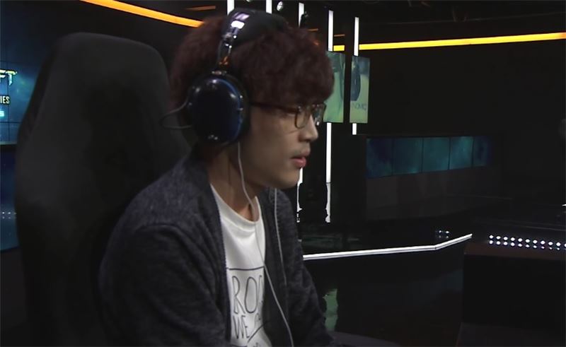 엑스퍼트 소속의 테란 변현우(사진=트위치 생중계 화면 캡처).