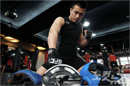 '코리안좀비'정찬성.황진환기자/자료사진