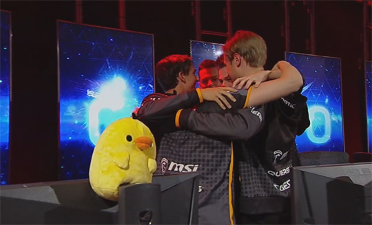 MVP 블랙을 꺾은 프나틱.(사진=HGC 중계 캡처)