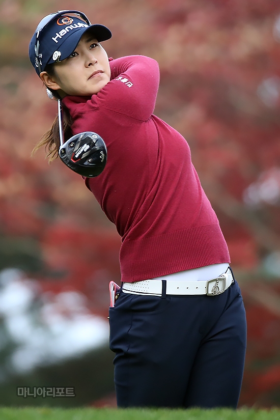 [포토] 김지현, '힘차게 날리는 강력한 티샷'