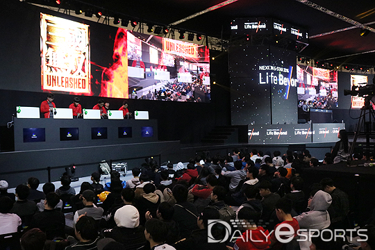 대전 이벤트가 진행중인 넥슨 부스.