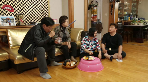 ‘최고의 사랑’ 윤정수 외삼촌 댁, 조카 과거 은폐 “여자친구 본 적이 없어”