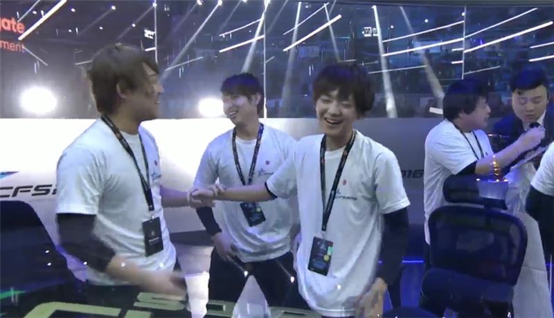 한국 팀 히든에게 역전승을 거둔 일본 대표 인세인즈(사진=트위치 생중계 화면 캡처).