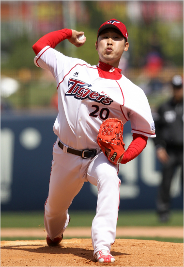 8일어깨수술로내년후반기복귀가전망되는KIA우완윤석민.(자료사진=KIA)