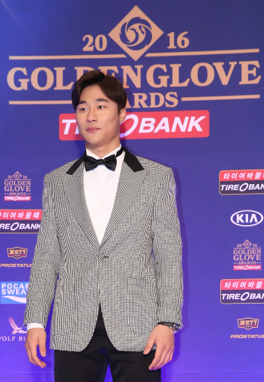 13일서울더케이호텔에서열린'2016타이어뱅크KBO리그골든글러브시상식'에참석한넥센히어로즈유격수김하성.(사진=넥센제공)