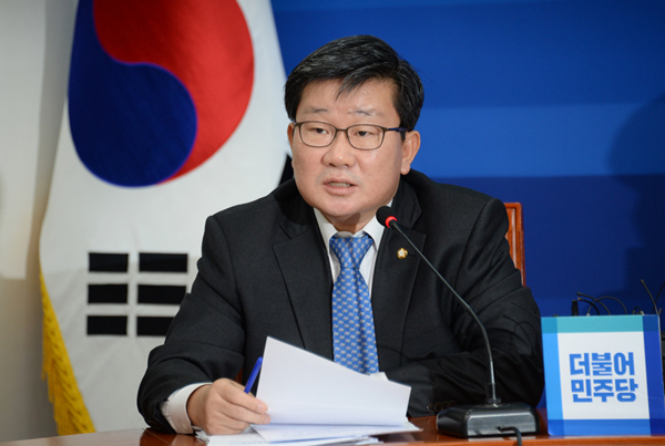 전해철 더불어민주당 최고위원(사진=페이스북)