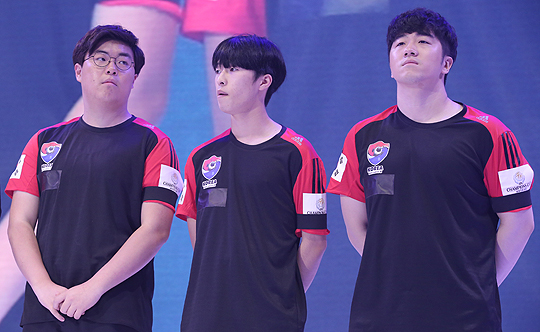 올킬을 기록한 대한민국 대표 B팀 이상태(왼쪽).