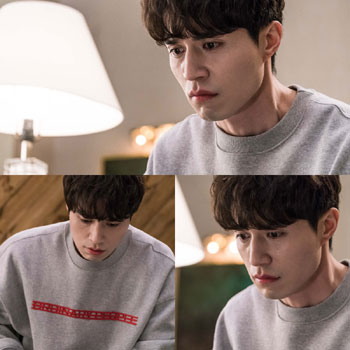 ‘도깨비’ 이동욱, 심장이 찢기는 ‘맴찢 오열’!