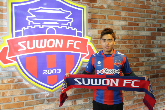 K리그클래식무대재승격을노리는수원FC가J리그출신공격수백성동을영입했다.(사진=수원FC제공)