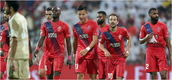 권경원(가운데21번)의알아흘리시절모습.(사진=알아흘리홈페이지)