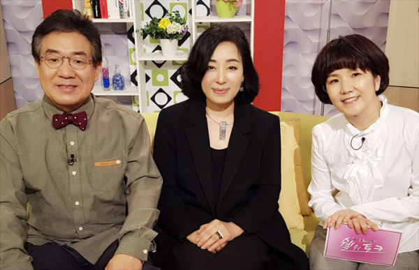 가운데민휘아트주얼리김민휘대표(사진=정한용,이성미의쉘위토크)