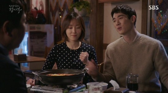 SBS'낭만닥터김사부'에서'보리차'라는애칭으로인기를끌고있는서현진-유연석(사진='낭만닥터김사부'캡처)