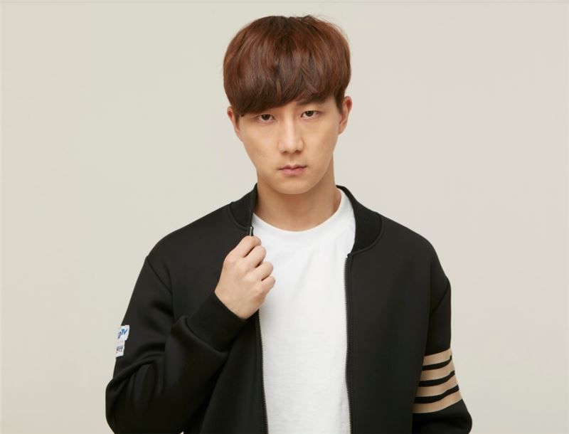 '폭군' 이제동, 1시간만에 송병구 완파! 4강 막차(종합)