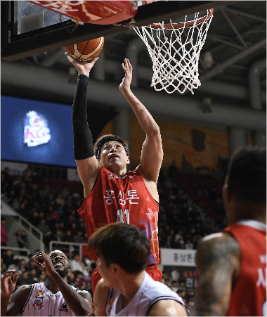 오세근(사진제공=KBL)