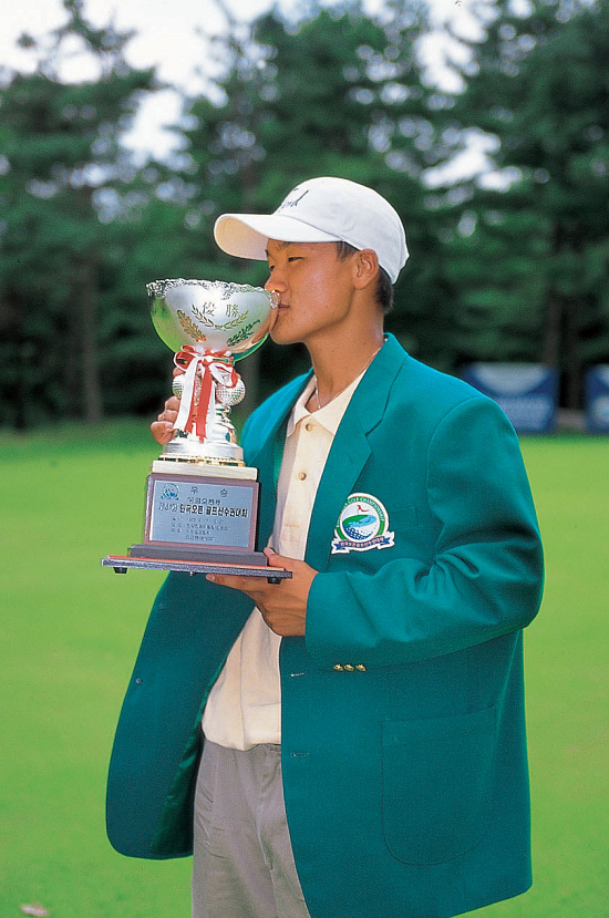 1998년제41회한국오픈에서우승한김대섭.사진=KPGA제공