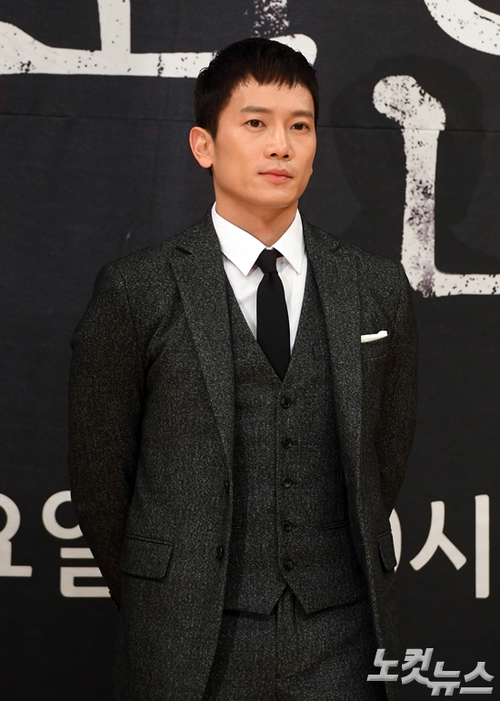 19일오후,서울양천구목동SBS사옥에서SBS월화드라마'피고인'제작발표회가열렸다.살인누명을쓴박정우검사역을맡은지성(사진=황진환기자)