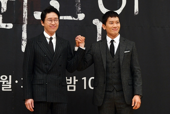 SBS월화드라마'피고인'에서각각차민호,박정우역을맡은배우엄기준과지성(사진=황진환기자)