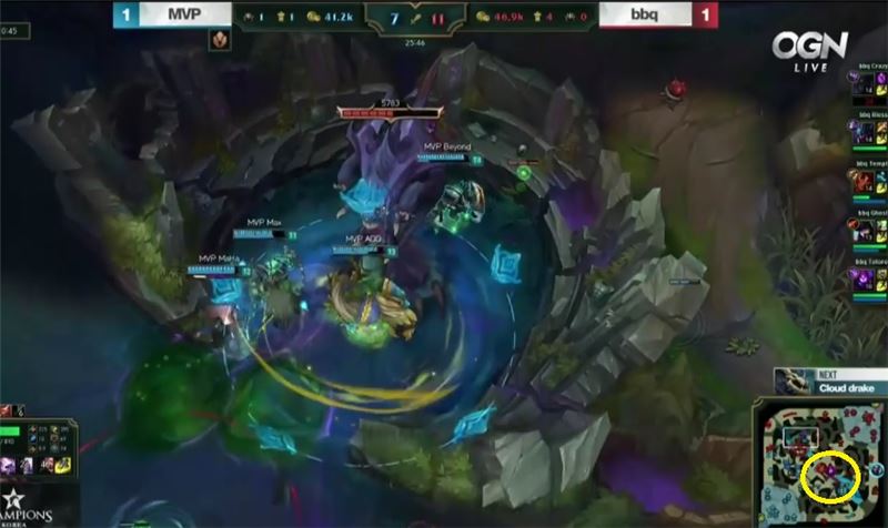 MVP 선수들이 내셔 남작을 두드리는 동안 바위술사의 벽을 쓰면서 전장에 합류하고 있는 강명구의 탈리야.(사진=네이버 스포츠 VOD 캡처).