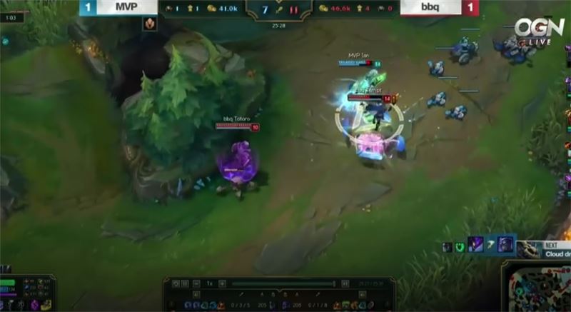 '이안' 안준형의 에코가 강명구의 탈리야를 공격하고 도망가는 장면(사진=네이버 스포츠 VOD 캡처).