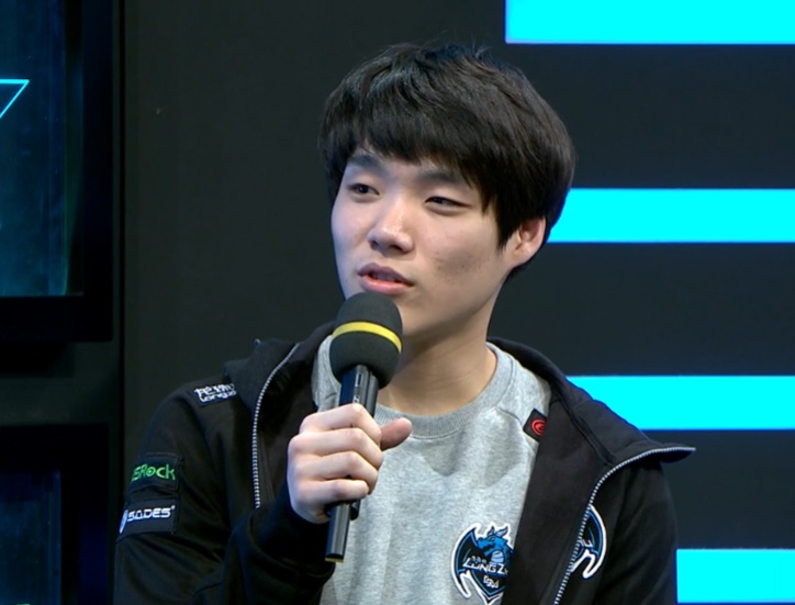 롱주 게이밍의 정글러 '크래시' 이동우.