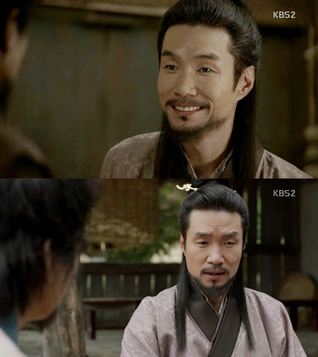 ‘신국의 유령’이라 불리는 ‘휘경공’ 역할로 펼칠 활약에 기대 만발!