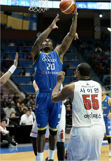 삼성리바운드의중심리카르도라틀리프.(사진=KBL제공)