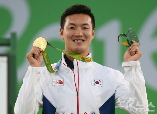 2016리우올림픽남자양궁2광왕의주인공구본찬이제63회대한체육회체육상대상수상자로선정됐다.(올림픽사진공동취재단)