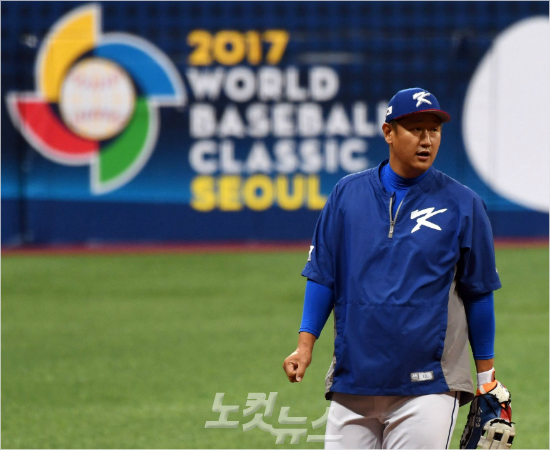 '2017WBC일정은누구손을들어줄까'야구국가대항전월드베이스볼클래식이6일한국-이스라엘의서울라운드개막전으로막을올린다.한국대표팀주포이대호가1라운드에대비해지난3일서울고척스카이돔에서훈련하는모습.(사진=황진환기자)