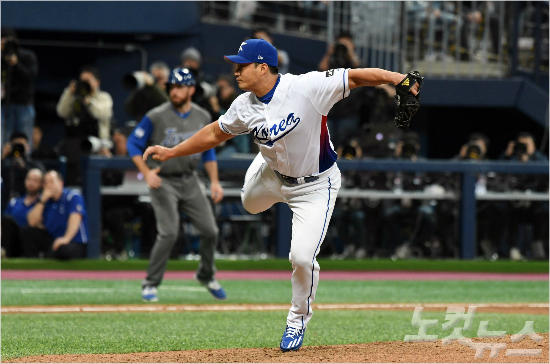 WBC한국대표팀오승환이6일오후서울고척스카이돔에서열린'2017WBC서울라운드'개막전이스라엘과의경기8회초2사만루상황에서이스라엘대표팀버챔을삼진으로잡아내고있다(사진=노컷뉴스)