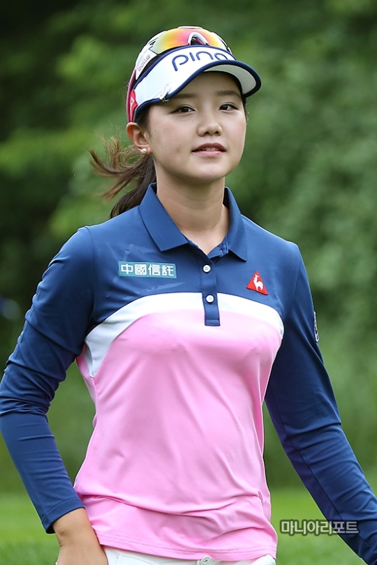 지난해KLPGA투어대회에초청선수로참가했던시유팅.사진=마니아리포트DB