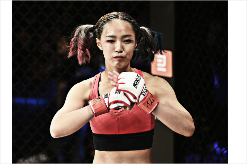 데뷔전의뼈아픈기억을털고한층성장한모습을보여준임소희.사진=로드FC제공