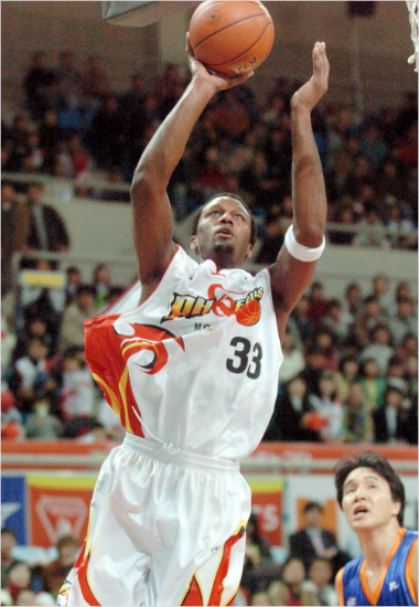 심장이상으로37살의젊은나이에생을마감한크리스윌리엄스.(자료사진=KBL)