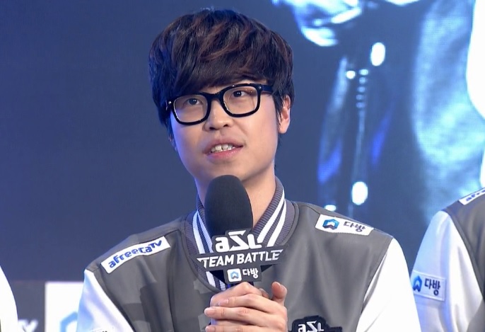 김승현 팀의 우승을 이끈 저그 김민철(사진=아프리카TV 생중계 화면 캡처).