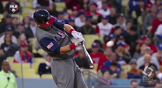 이안킨슬러가22일미국로스앤젤레스다저스타디움에서열린푸에르토리코와2017월드베이스볼클래식결승전에서2점홈런을터트려미국의대회첫우승을견인했다.(사진=WBC트위터캡처)