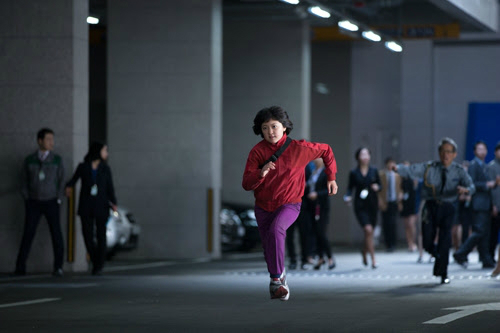 영화'옥자'에서미자역을맡은안서현(사진=넷플릭스제공)