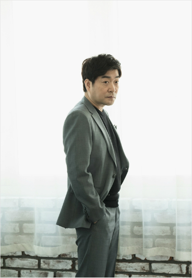 영화'보통사람'에서형사성진역을맡은배우손현주.(사진=오퍼스픽쳐스제공)