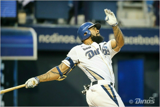 KBO리그에서의활약을발판삼아메이저리그복귀한에릭테임즈(자료사진=NC다이노스제공)