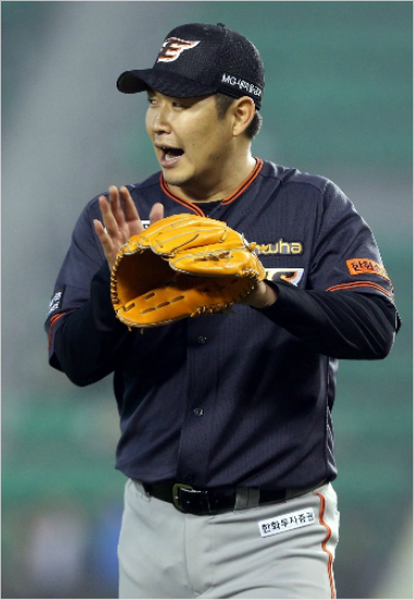 한화송은범은올해확달라진모습으로2경기연속퀄리티스타트이상투구를펼쳤다.그러나아직승리신고가없다.(자료사진=한화)